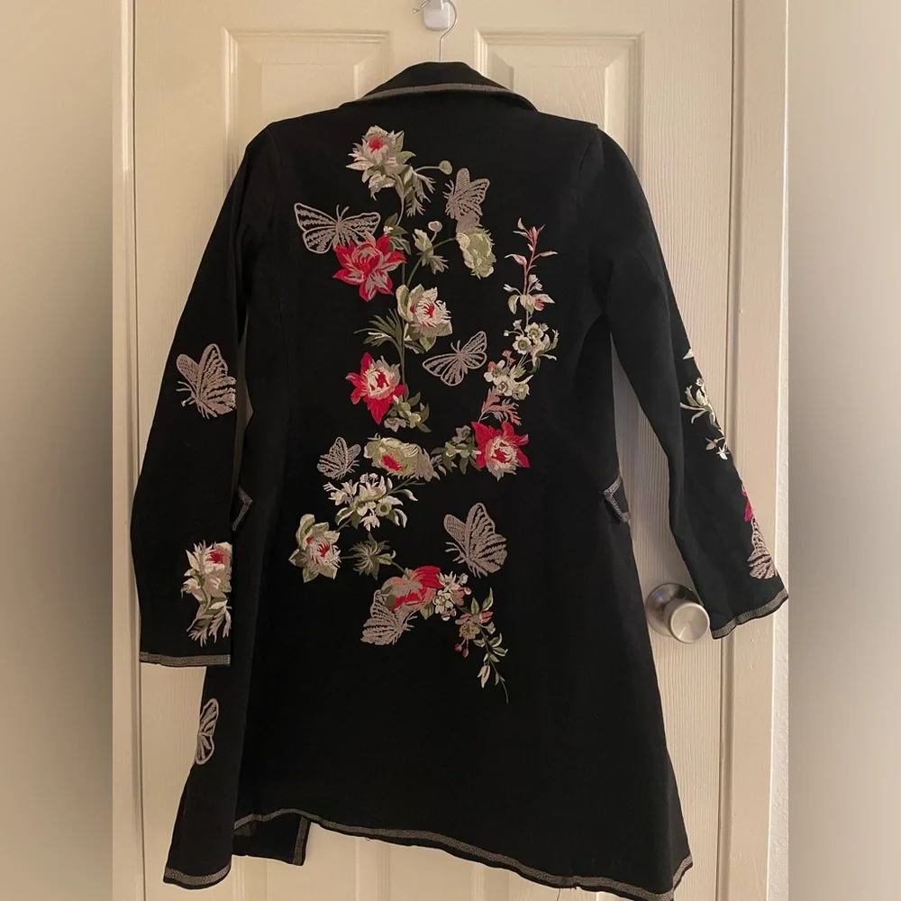 Jacket - Picture 9 of 10